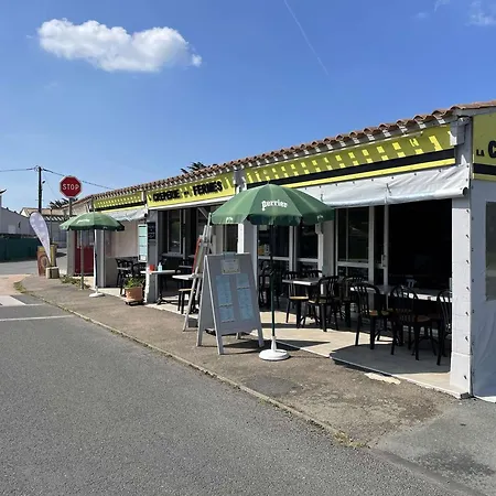 Сasa de vacaciones Maison rénovée 2 chambres, près mer, séjour TV - FR-1-224A-79