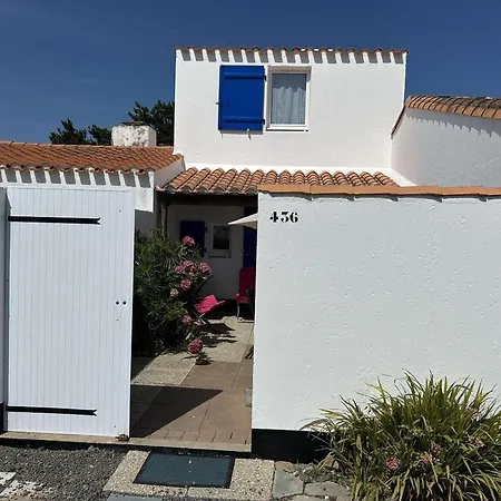 بيت للعطل Maison 3 Pieces, 5 Couchages, Piscine & Parking, Pres De La - Fr-1-224a-79